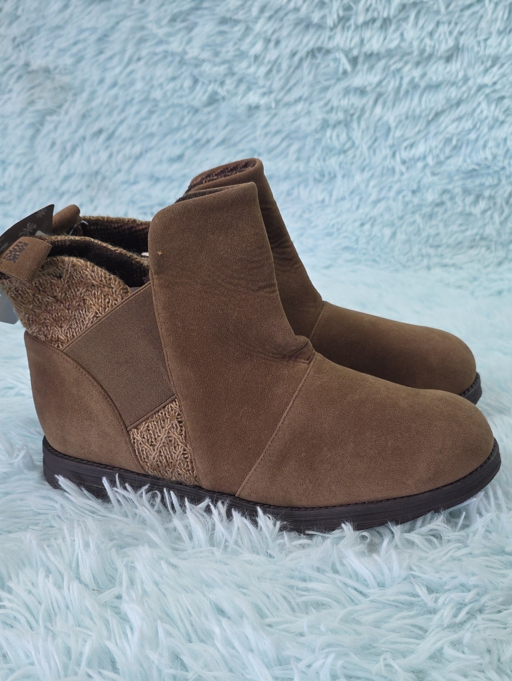 Muk Luks Brown Suede Ankle Booties Knit Accent Flat Boots Size 11